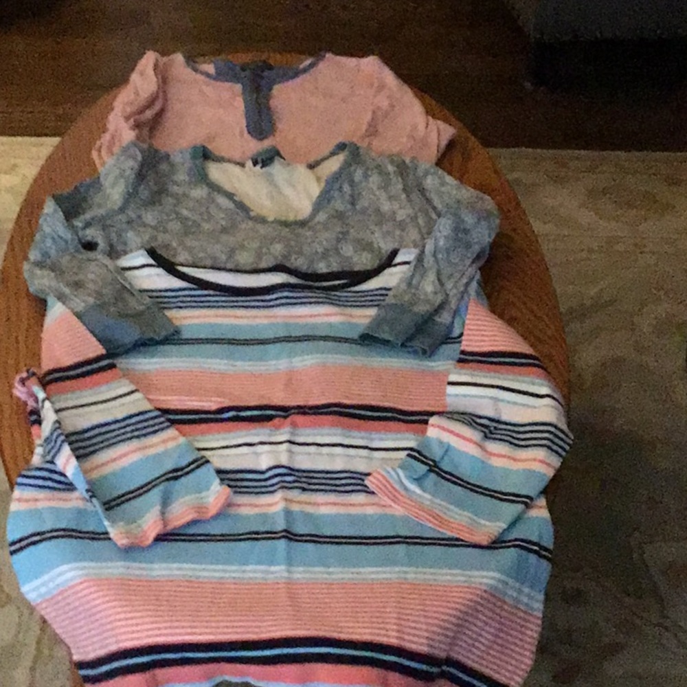 Women’s tops